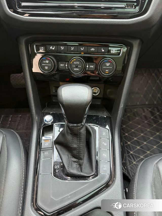 Volkswagen Tiguan L id 4210923 из Китая 19