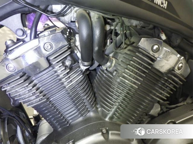 Engine photo