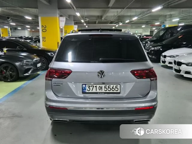 Volkswagen Tiguan Allspace id 2976088 из Кореи 13