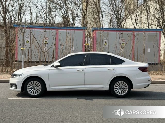 Volkswagen Lavida 2021 Белый из Китая, фото 4