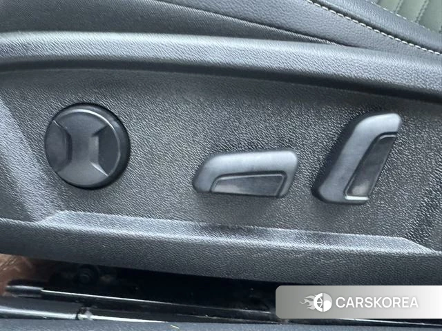 Volkswagen Passat id 4297806 из Китая 14