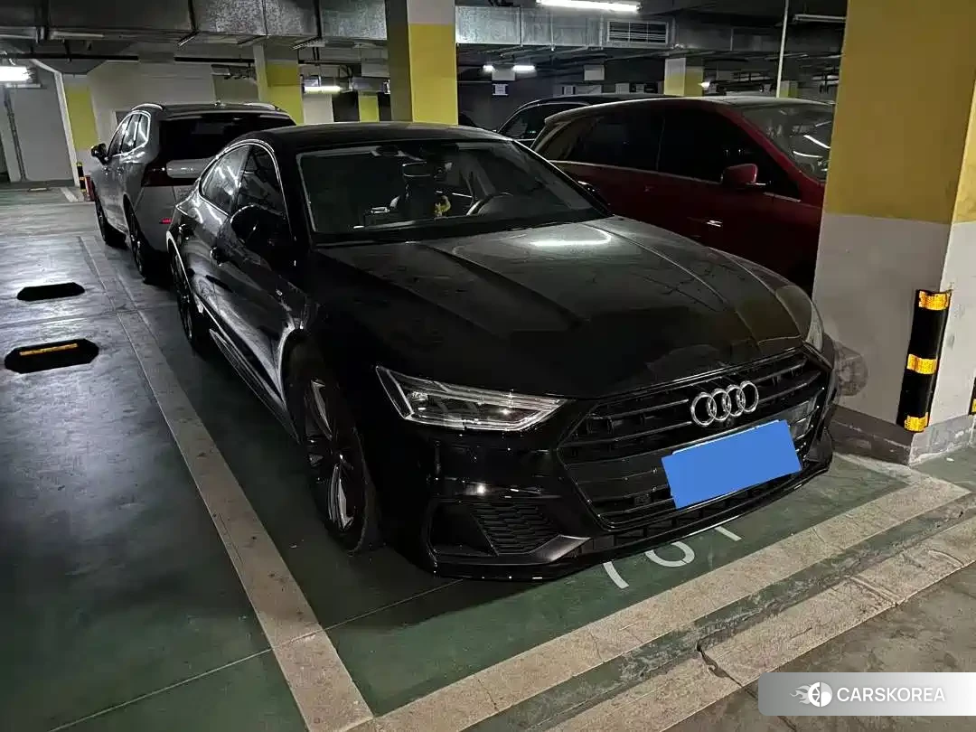 Audi A7 2023 Черный из Китая, фото 3