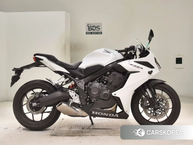 Проданный Honda CBR650R 2023 из Японии
