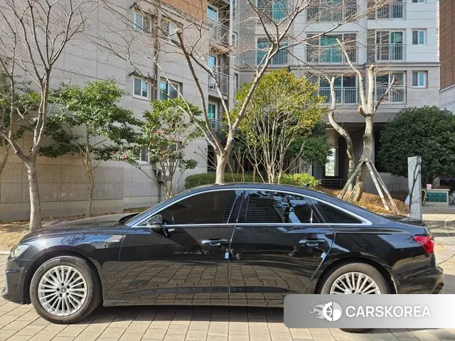 Audi A6 (C8) id 3562501 из Кореи 10