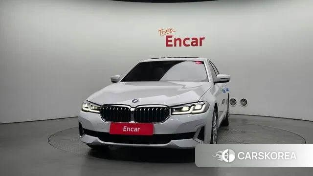 BMW 5 Series (G30) id 3036761 из Кореи 13