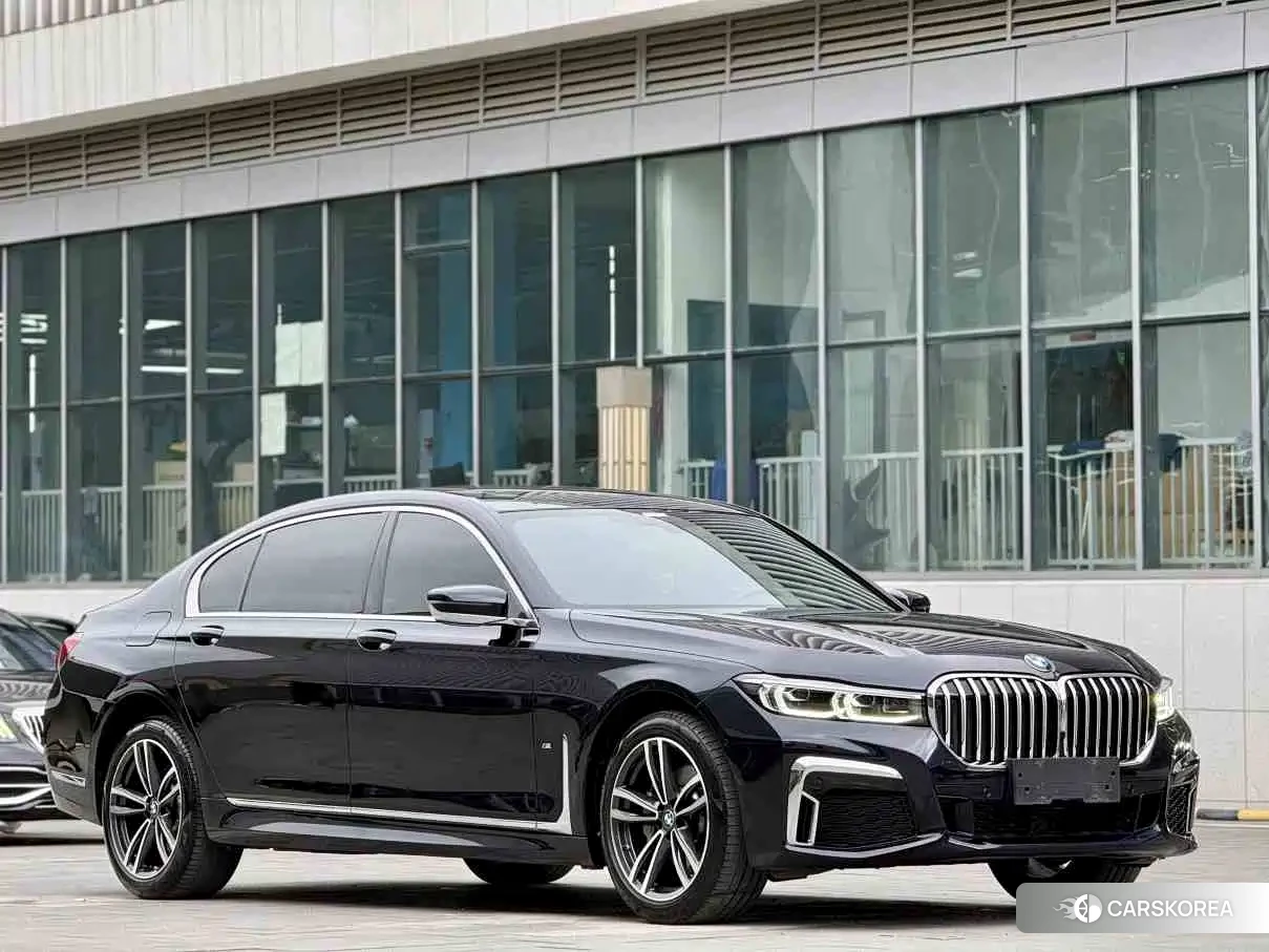 BMW 7 series 2022 Черный из Китая, фото 3