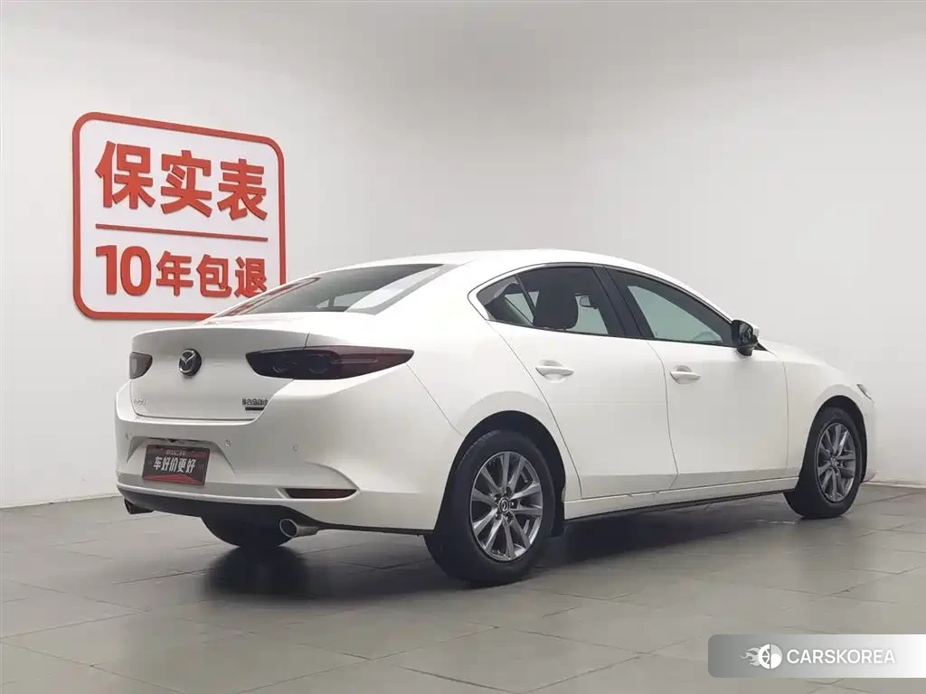 Mazda 3 id 4546343 из Китая 17