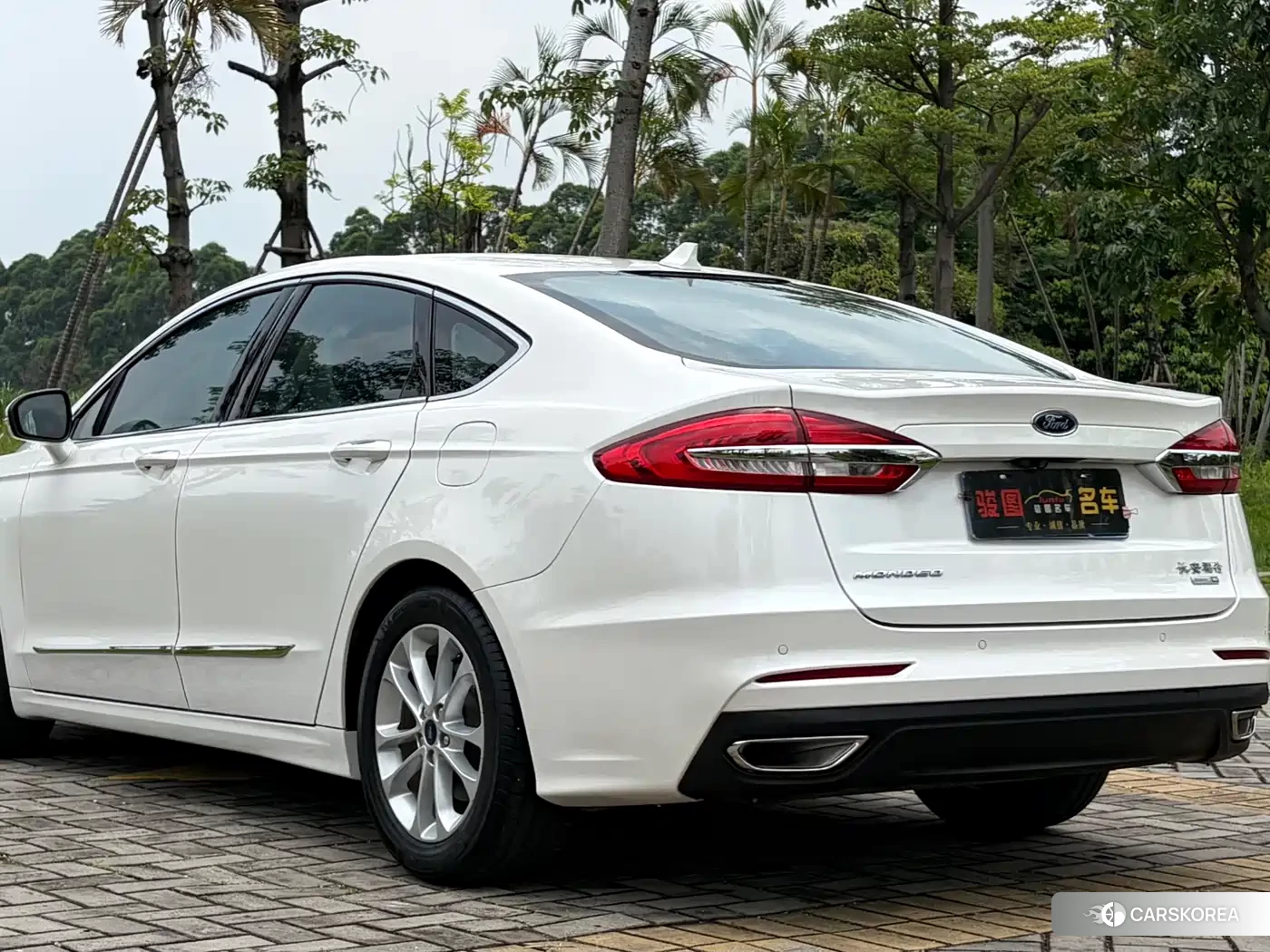 Ford Mondeo 2022 Белый из Китая, фото 5