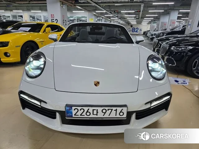 Porsche 911(992) id 3186961 из Кореи 11