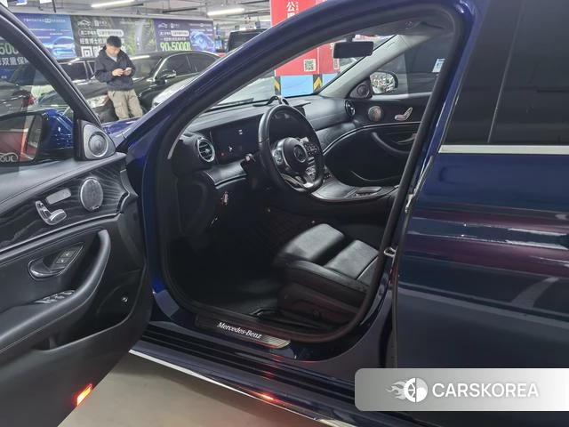 Mercedes-Benz E-class id 4253509 из Китая 8