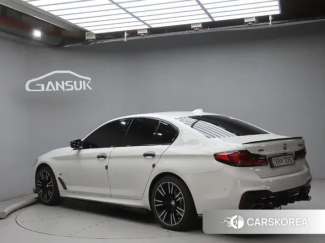 BMW 5 Series (G30) id 3766798 из Кореи 13