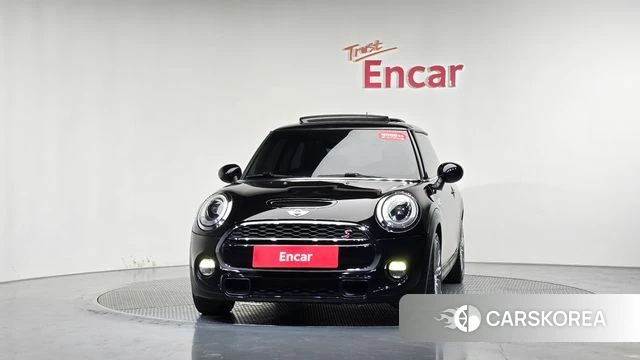 Mini Cooper S id 4882681 из Кореи 23