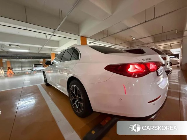 Mercedes-Benz E-Class W214 2025 Белый из Кореи, фото 3