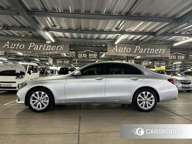 Mercedes-Benz E-Class W213 id 4746795 из Кореи 13