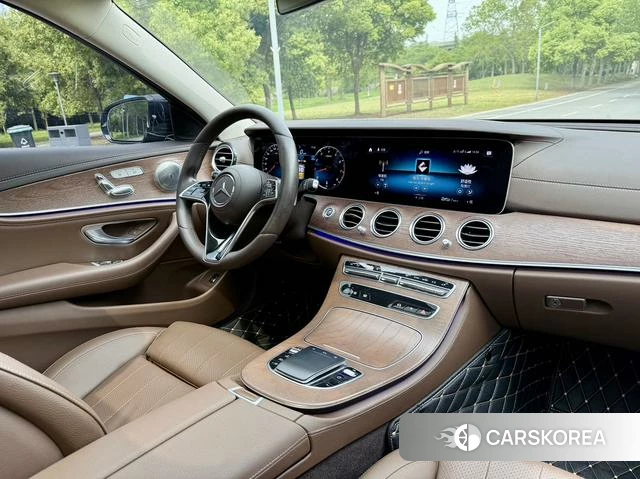 Mercedes-Benz E-class 2022 Черный из Китая, фото 4