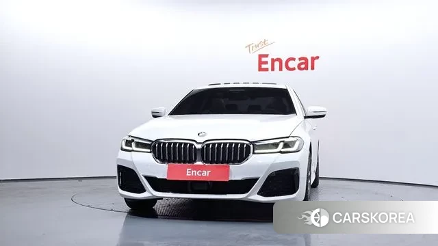 BMW 5 Series (G30) id 3482885 из Кореи 13