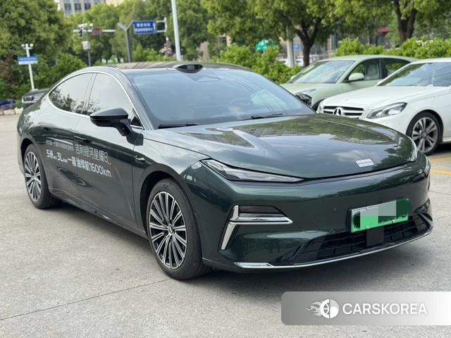 Geely Galaxy Galaxy Sparkle 8 PHEV 2025 Зеленый из Китая, фото 3