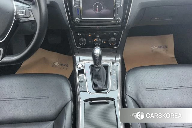 Volkswagen Passat id 4212201 из Китая 10