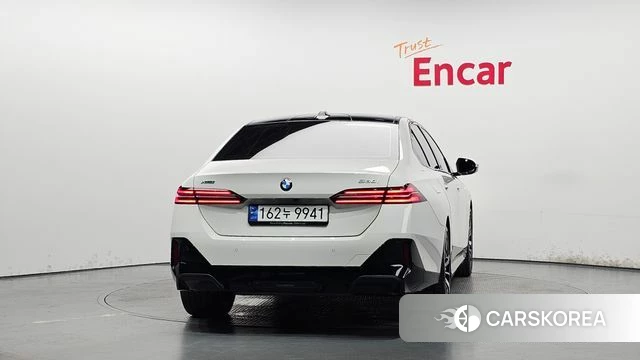 BMW 5 Series (G60) id 4554537 из Кореи 23