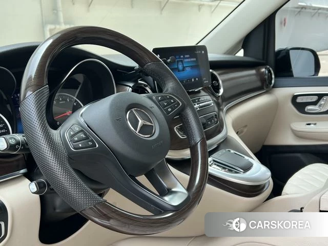 Mercedes-Benz V-class id 4277718 из Китая 9