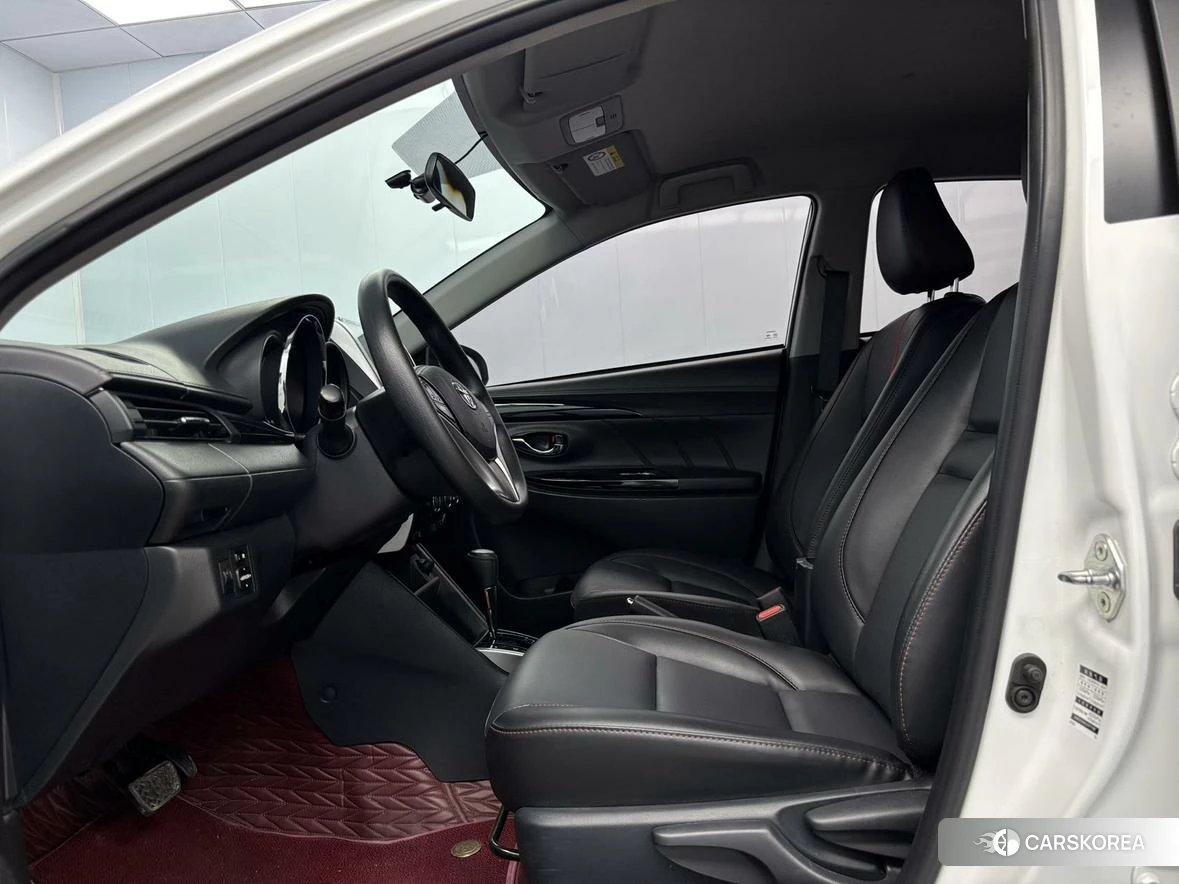 Toyota YARIS L Zhixuan 2021 Белый из Китая, фото 4