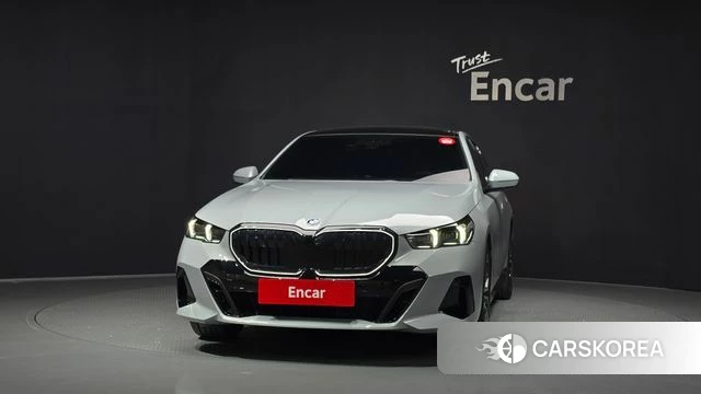 BMW 5 Series (G60) id 4710284 из Кореи 23