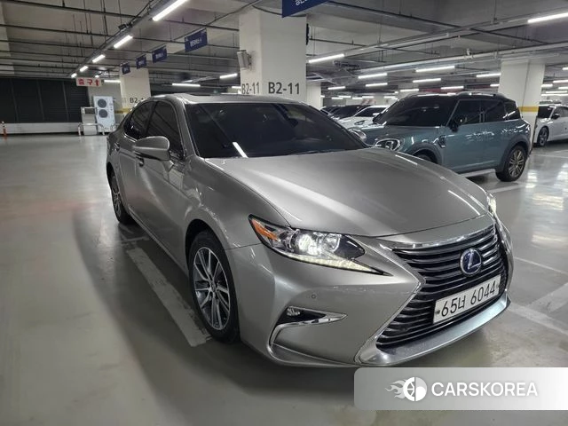 Lexus New ES300h 2018 Серый из Кореи, фото 4
