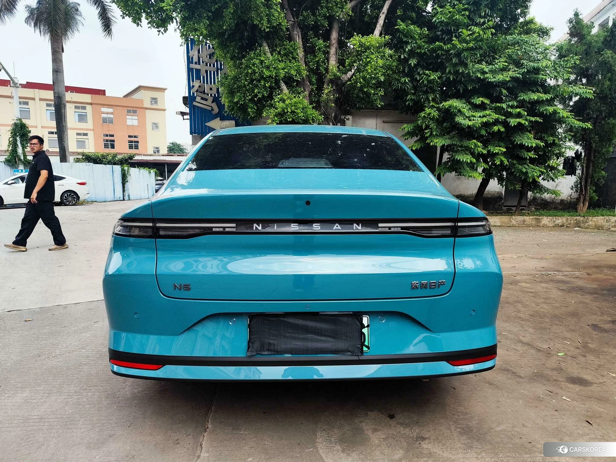 Nissan N6 2025 Синий из Китая, фото 3