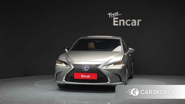 Lexus ES300h 7th generation id 3923588 из Кореи 13