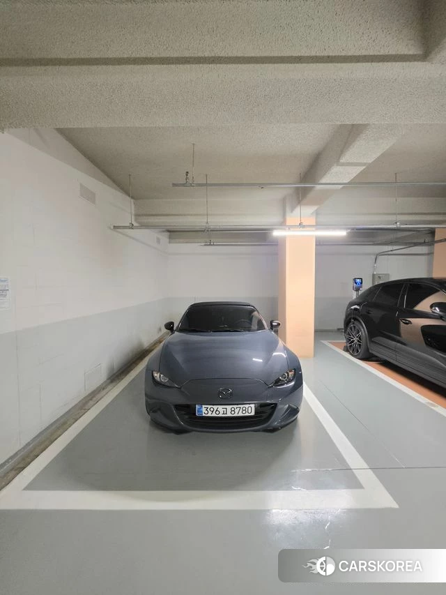 Mazda MX-5 MIATA 2020 Цвет галактики из Кореи, фото 3