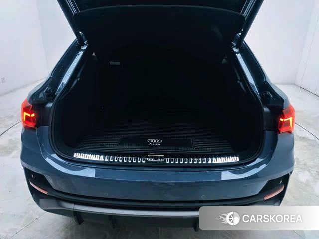 Audi Q3 Sportback id 4227353 из Китая 19