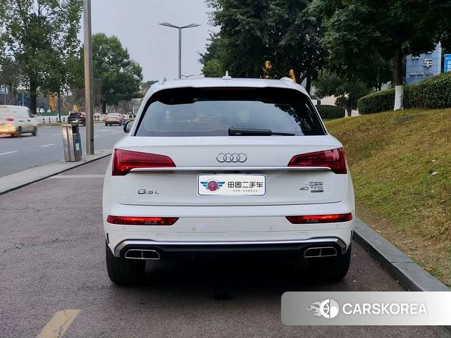 Audi Q5L 2023 Белый из Китая, фото 3