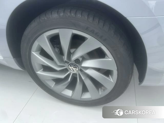 Volkswagen CC id 4278491 из Китая 19