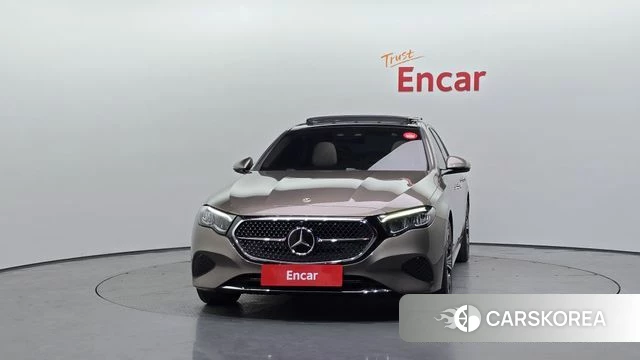 Mercedes-Benz E-Class W214 id 4394438 из Кореи 13