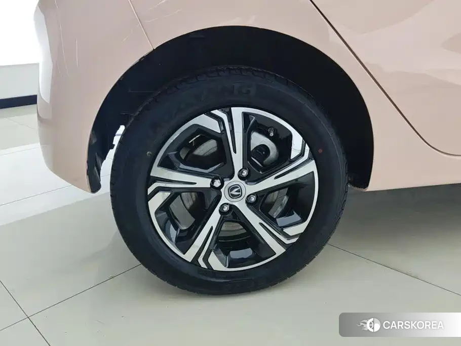 Chang'an Benben E-Star id 4622302 из Китая 9