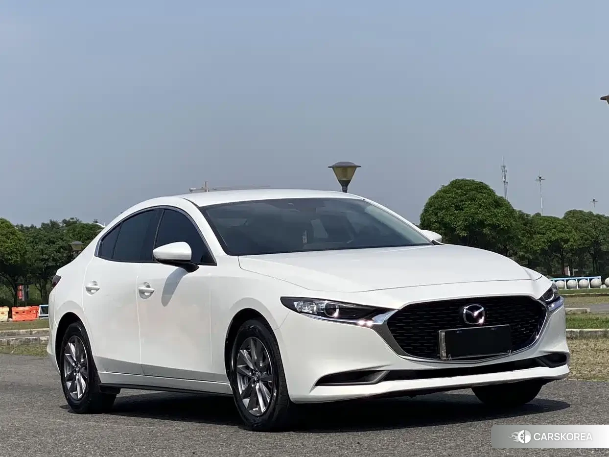 Mazda 3 2022 Белый из Китая, фото 6