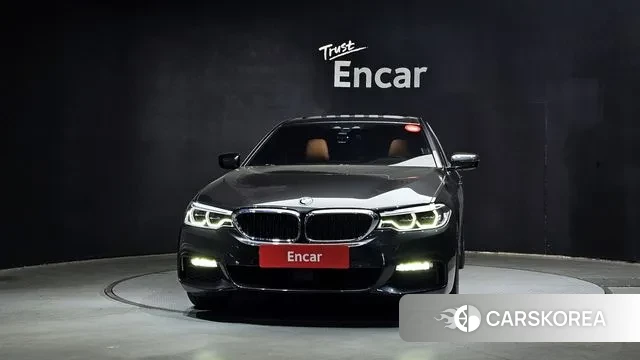 BMW 5 Series (G30) id 3574184 из Кореи 13