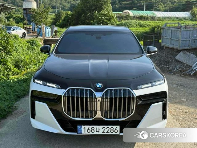BMW 7 Series (G70) id 4665816 из Кореи 13