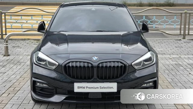 BMW 1 Series (F40) 2022 Черный из Кореи, фото 3
