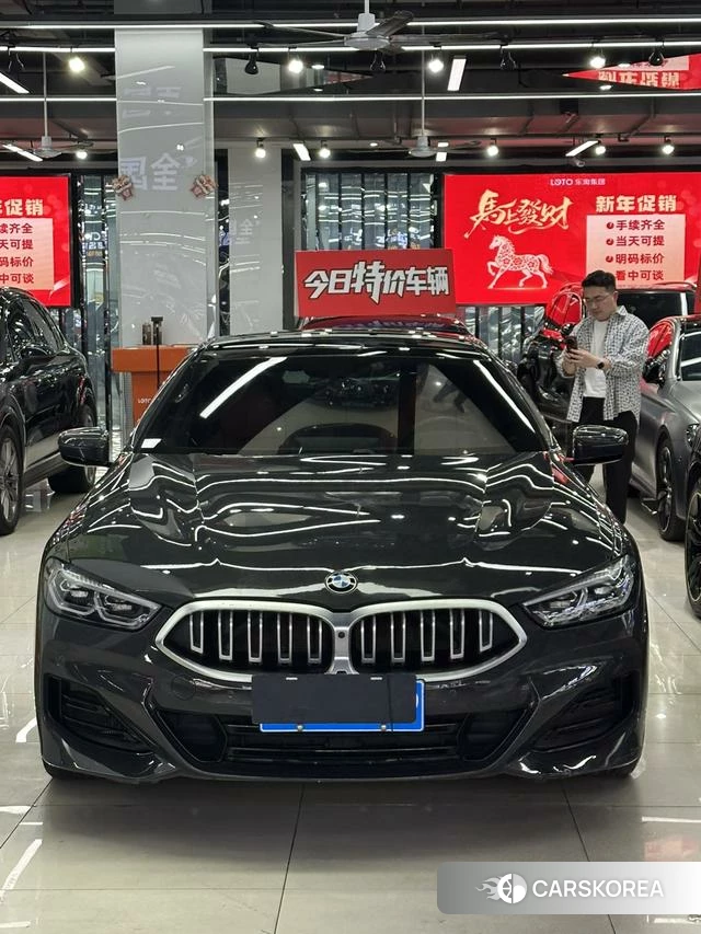 BMW 8 series 2023 Темно-серый из Китая, фото 3