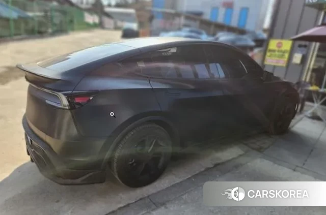Tesla Model Y 2025 Черный из Кореи, фото 6