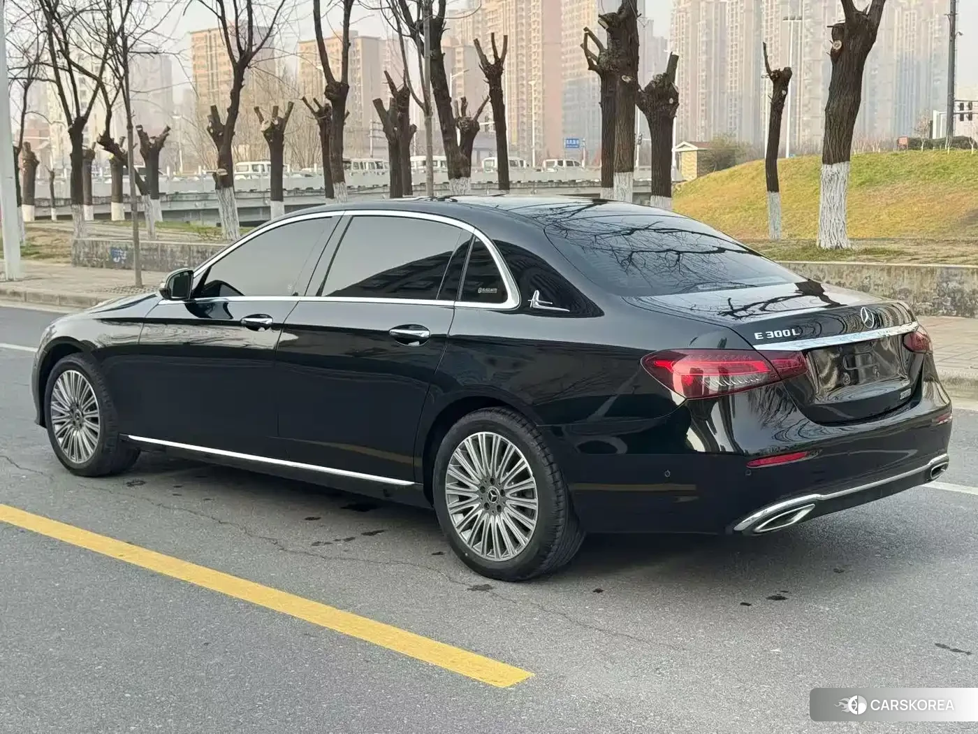 Mercedes-Benz E-Class 2021 Черный из Китая, фото 3