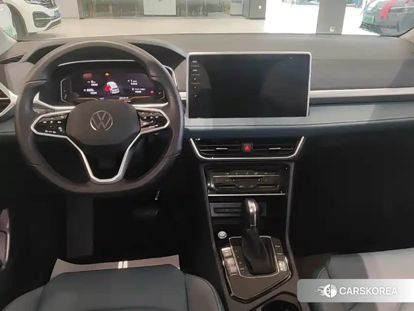 Volkswagen Tharu 2023 Белый из Китая, фото 3