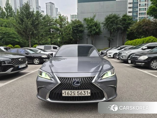 Lexus ES300h 7th generation 2020 Серый из Кореи, фото 3