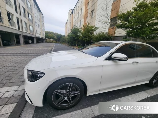 Mercedes-Benz E-Class W213 2022 Белый из Кореи, фото 3