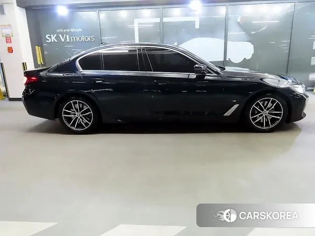 BMW 5 Series (G30) id 3427080 из Кореи 13