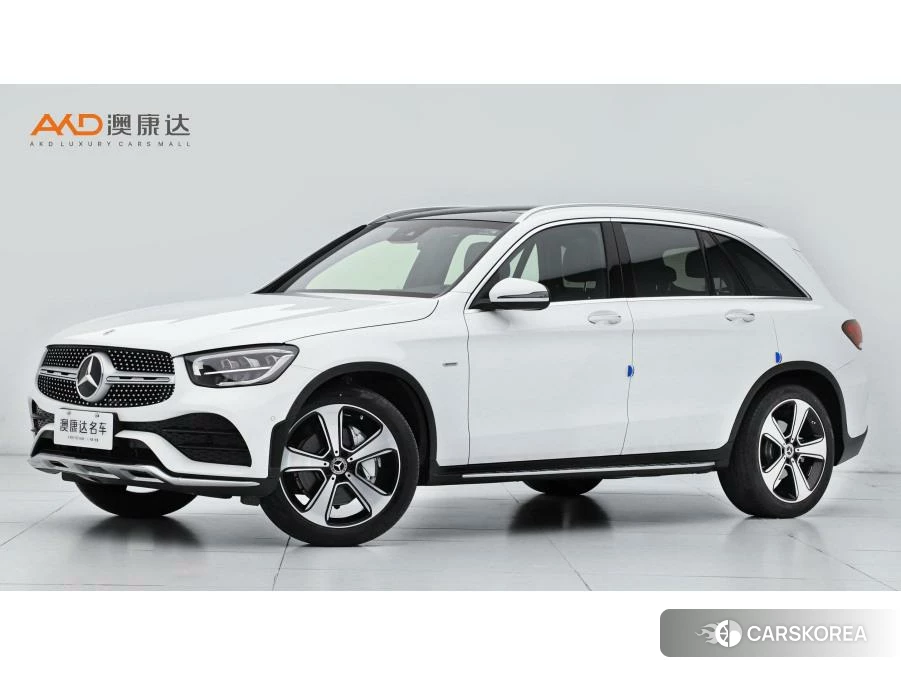 Mercedes-Benz GLC 2022 Белый из Китая, фото 3