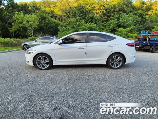 Hyundai Avante AD id 2873396 из Кореи 13