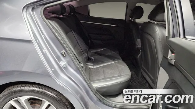 Hyundai Avante AD id 2681330 из Кореи 13