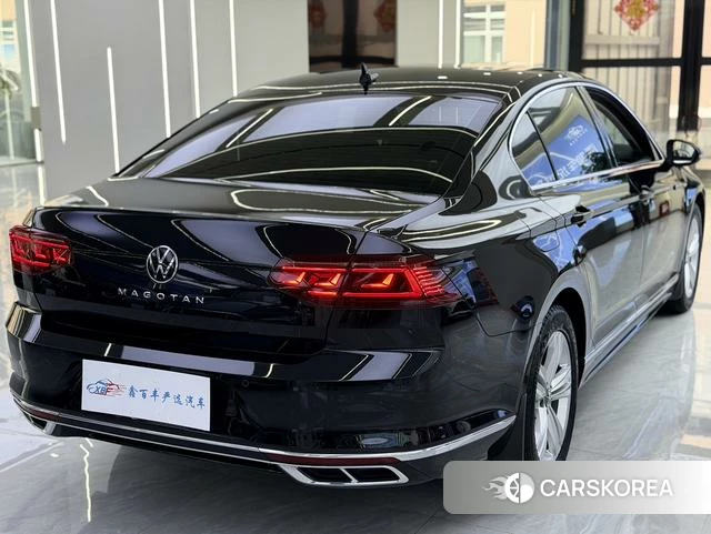 Volkswagen Magotan 2024 Черный из Китая, фото 4
